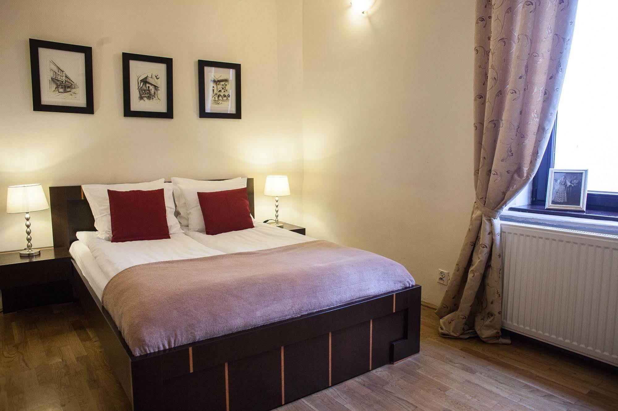 Tango House Bed & Breakfast Krakow Exterior photo