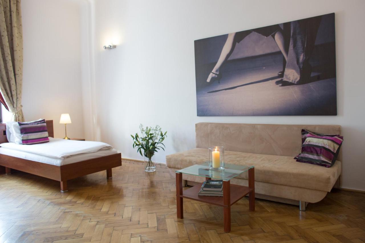 Tango House Bed & Breakfast Krakow Exterior photo